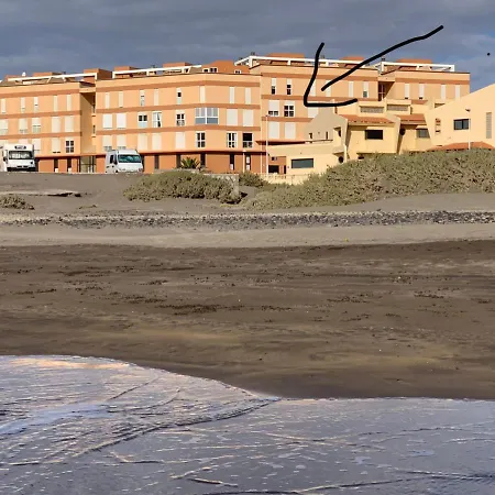 아파트 Surfers Nest